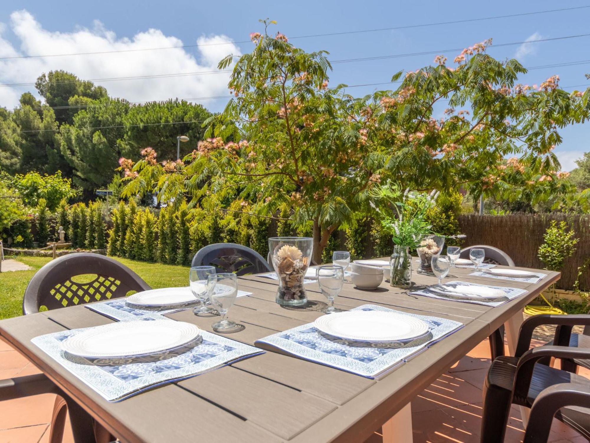 Holiday Home Alexandra By Interhome Villafortuny Luaran gambar